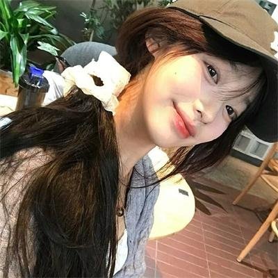 深居其中